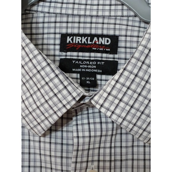Men's Kirkland Signature Dress Shirt Size XL - Picture 1 of 3